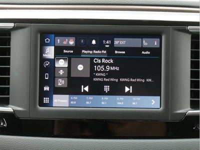 2023 Chrysler Voyager LX