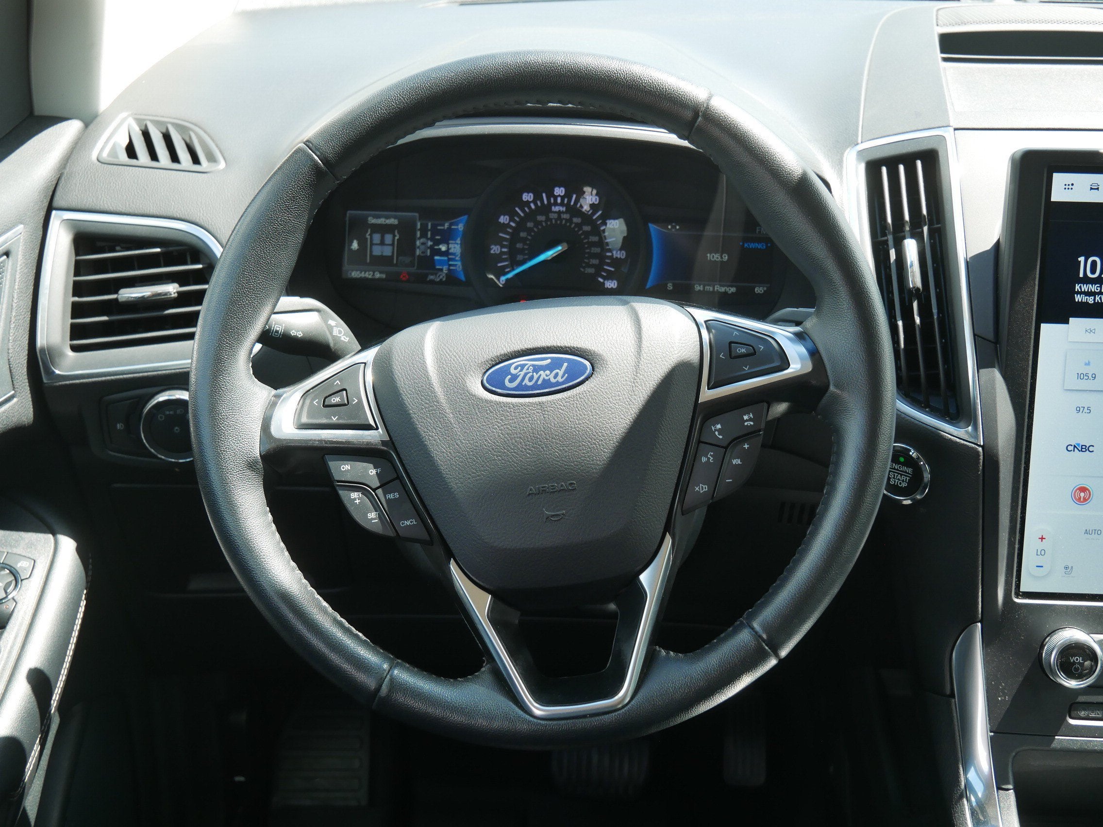 2024 Ford Edge Titanium