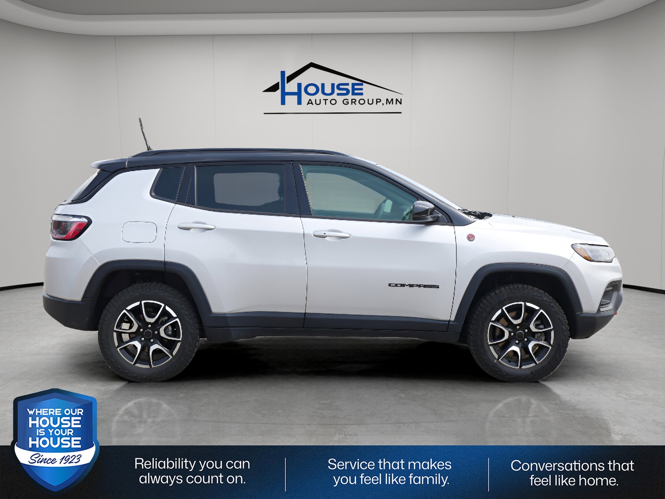 2025 Jeep Compass Trailhawk