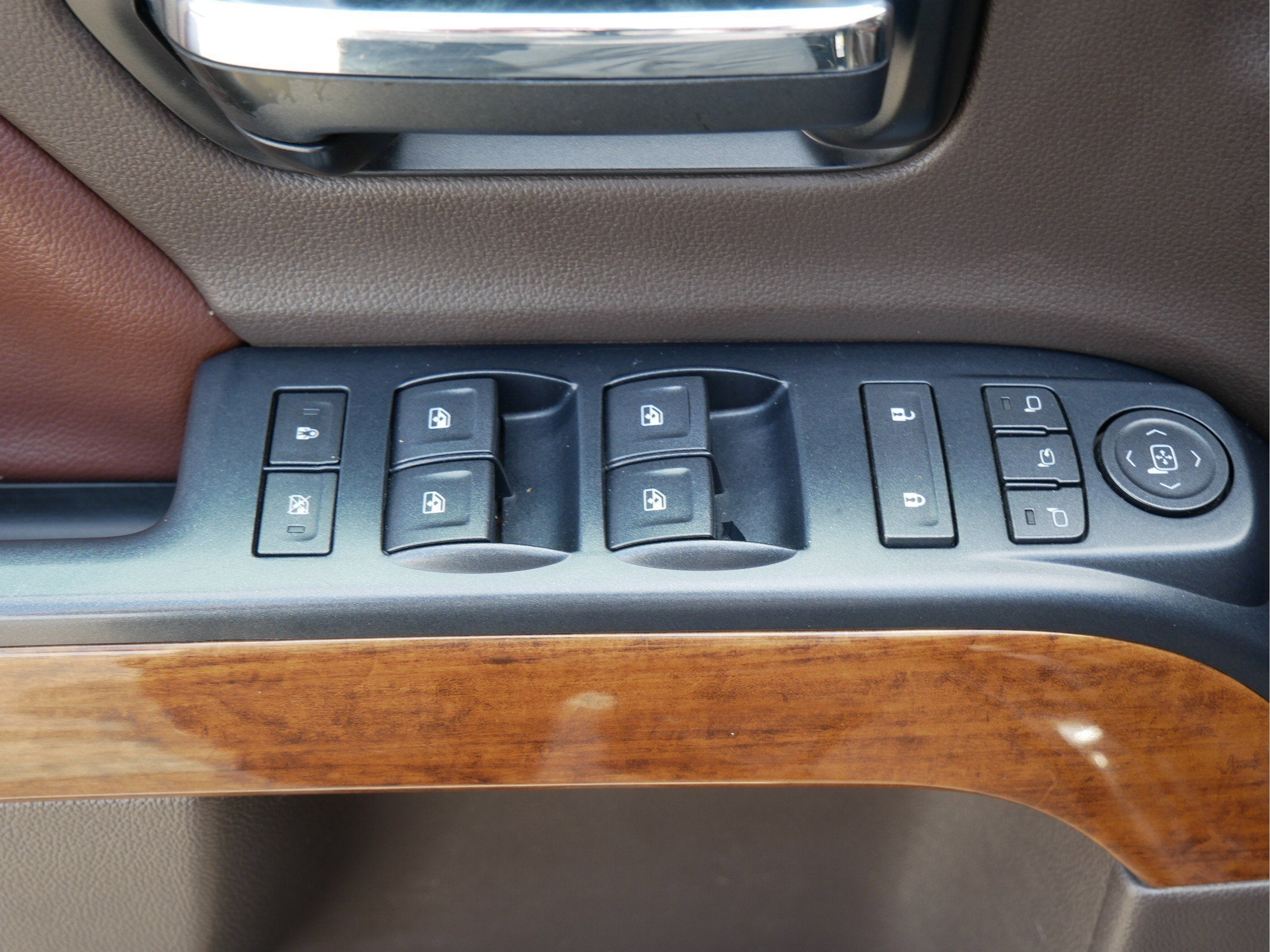 2014 Chevrolet Silverado 1500 High Country