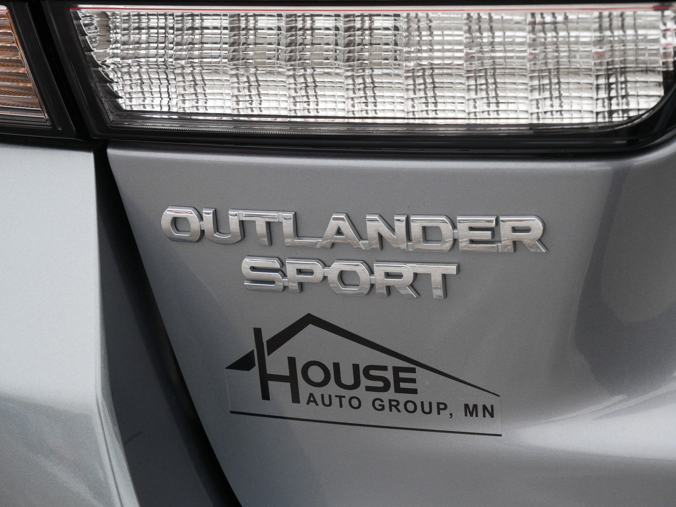 2024 Mitsubishi Outlander Sport SE
