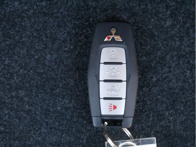 2024 Mitsubishi Outlander SEL