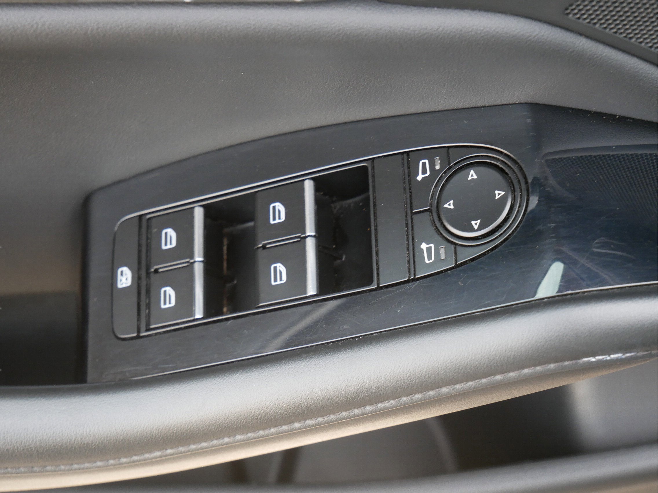 2024 Mazda Mazda3 Hatchback 2.5 S Select Sport