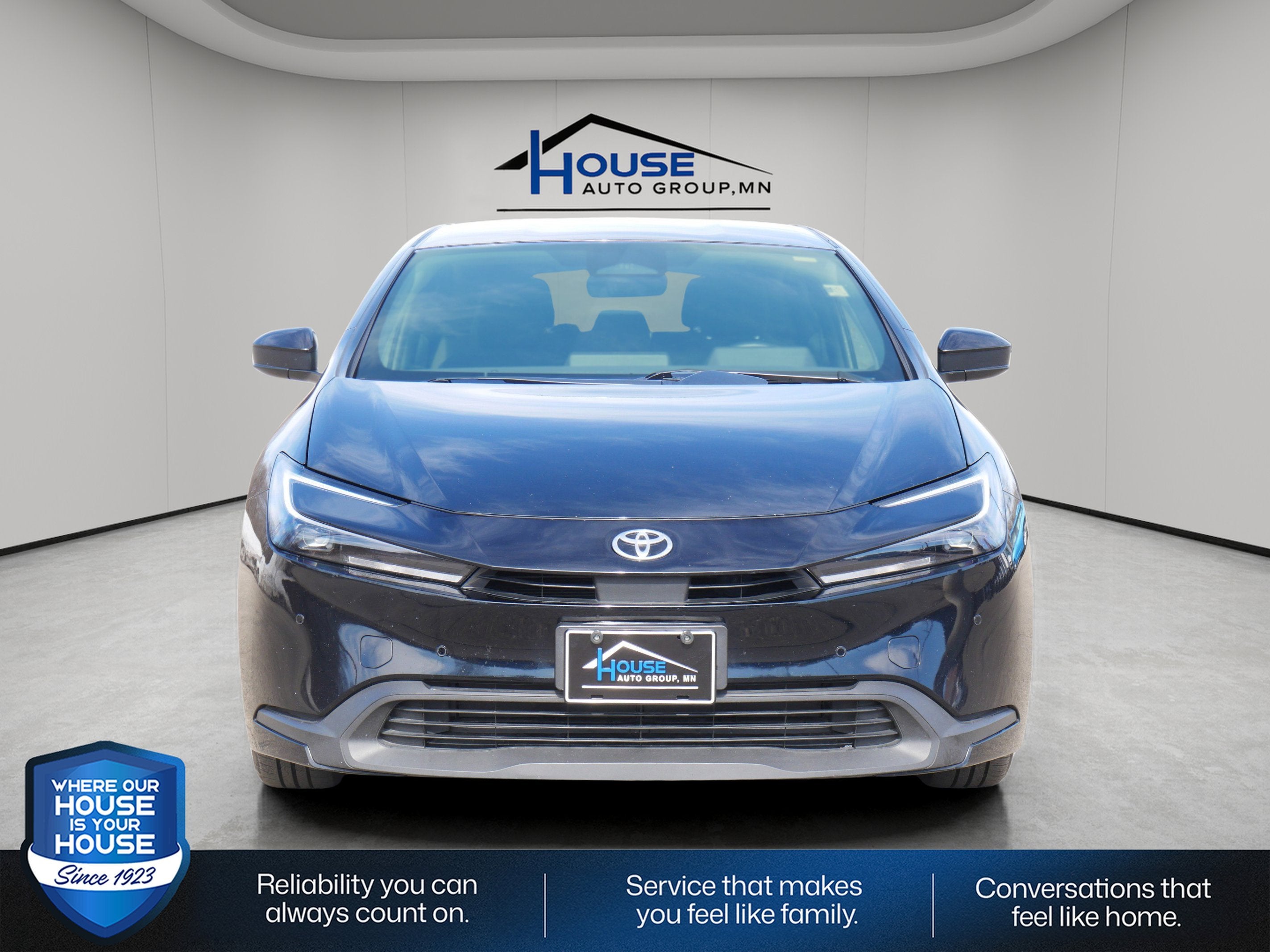 2024 Toyota Prius LE