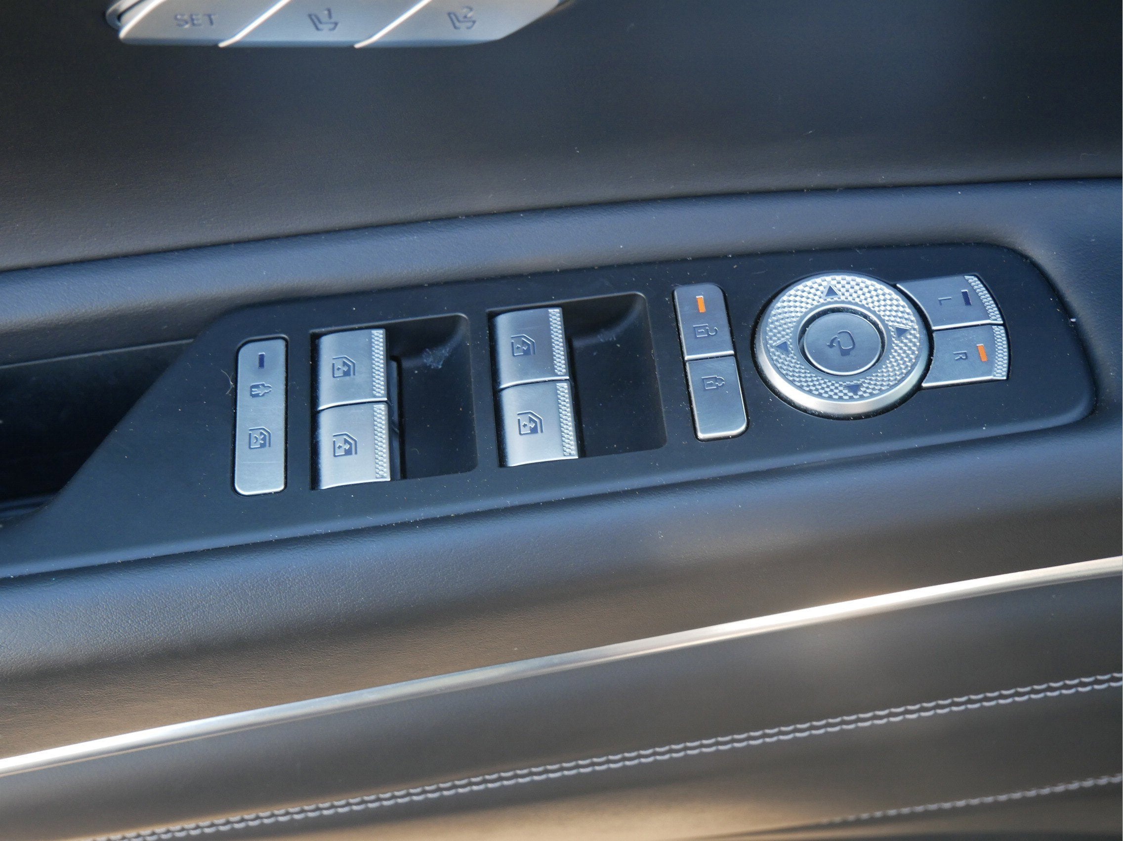 2025 Genesis GV80 Standard