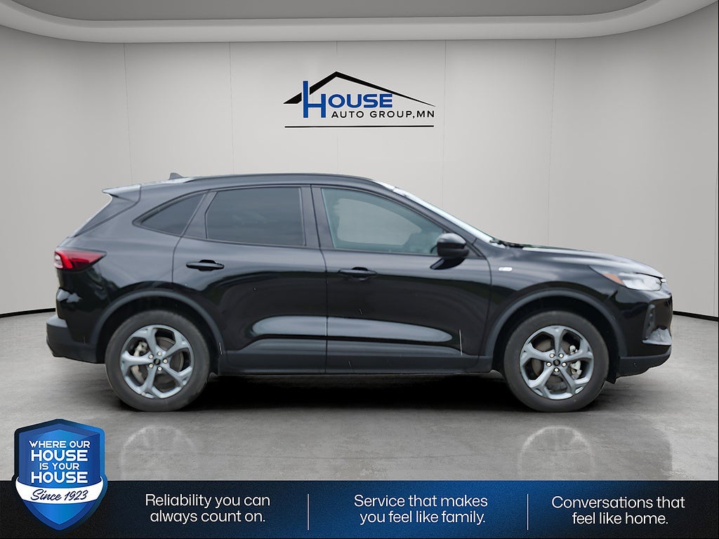 2025 Ford Escape ST-Line Select