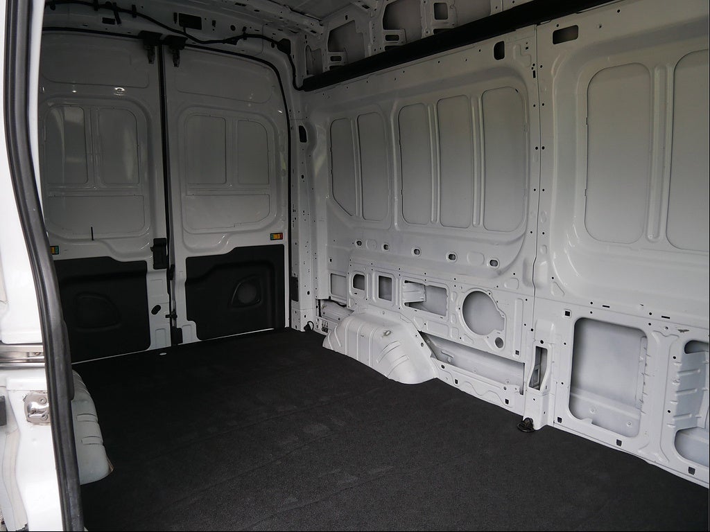 2024 Ford Transit Cargo Van 250