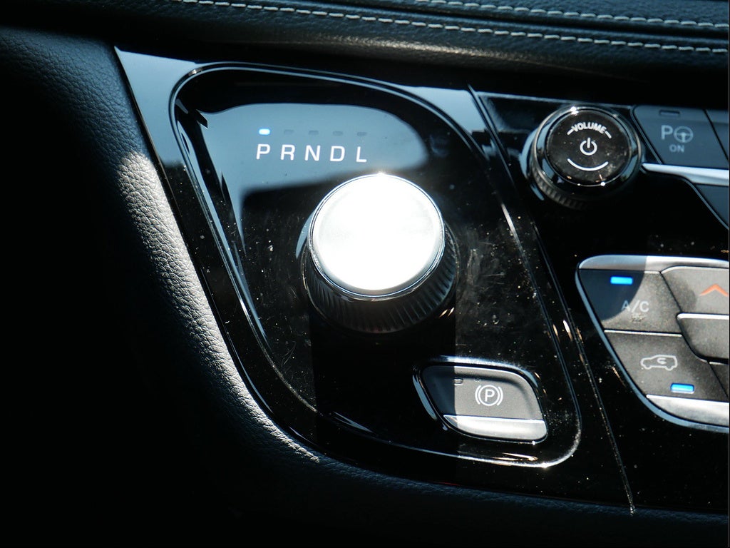 2024 Chrysler Pacifica S Appearance