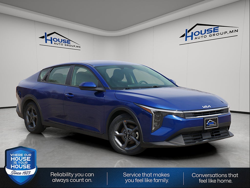 2025 Kia K4 LXS