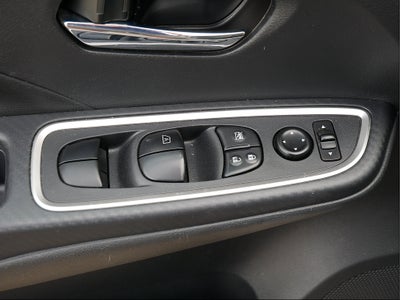 2024 Nissan Versa SR
