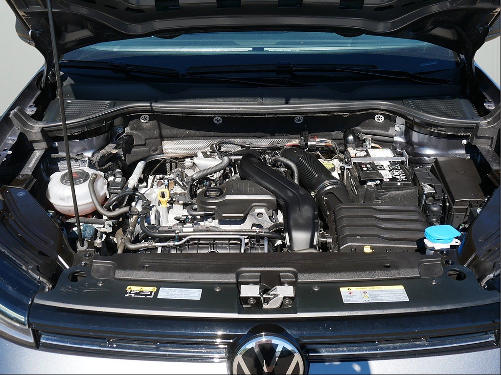 2025 Volkswagen Taos S