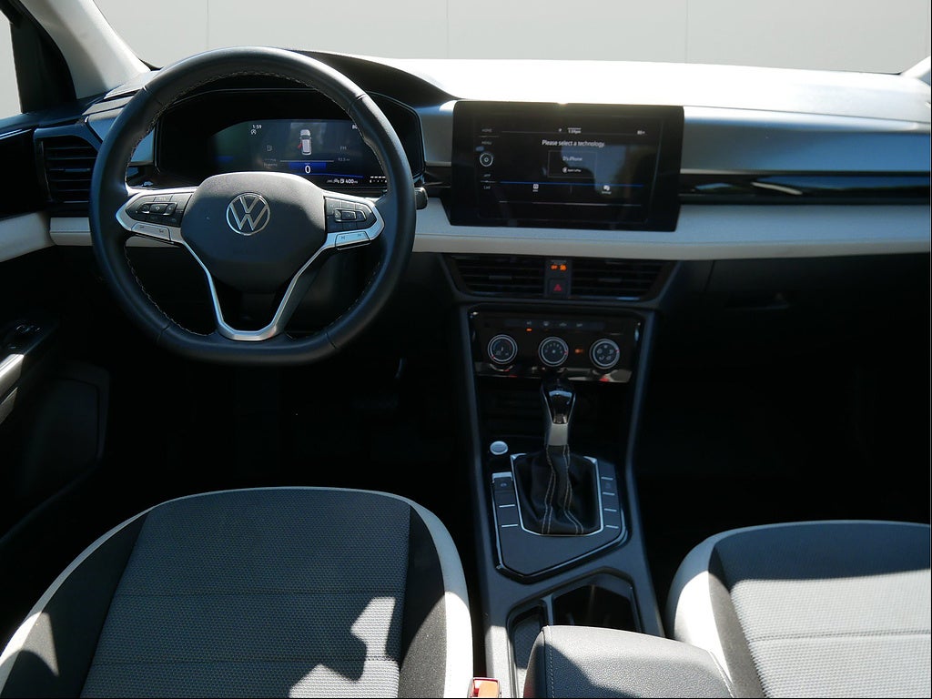 2025 Volkswagen Taos S