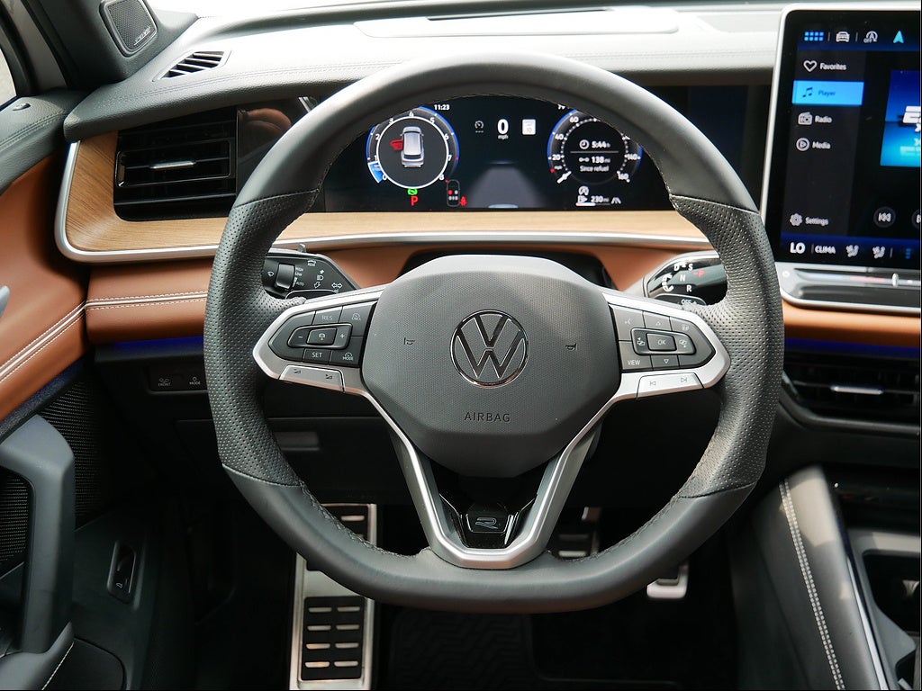 2026 Volkswagen Tiguan SEL R-Line Turbo 4Motion