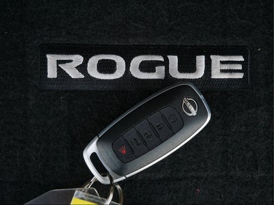 2026 Nissan Rogue SL